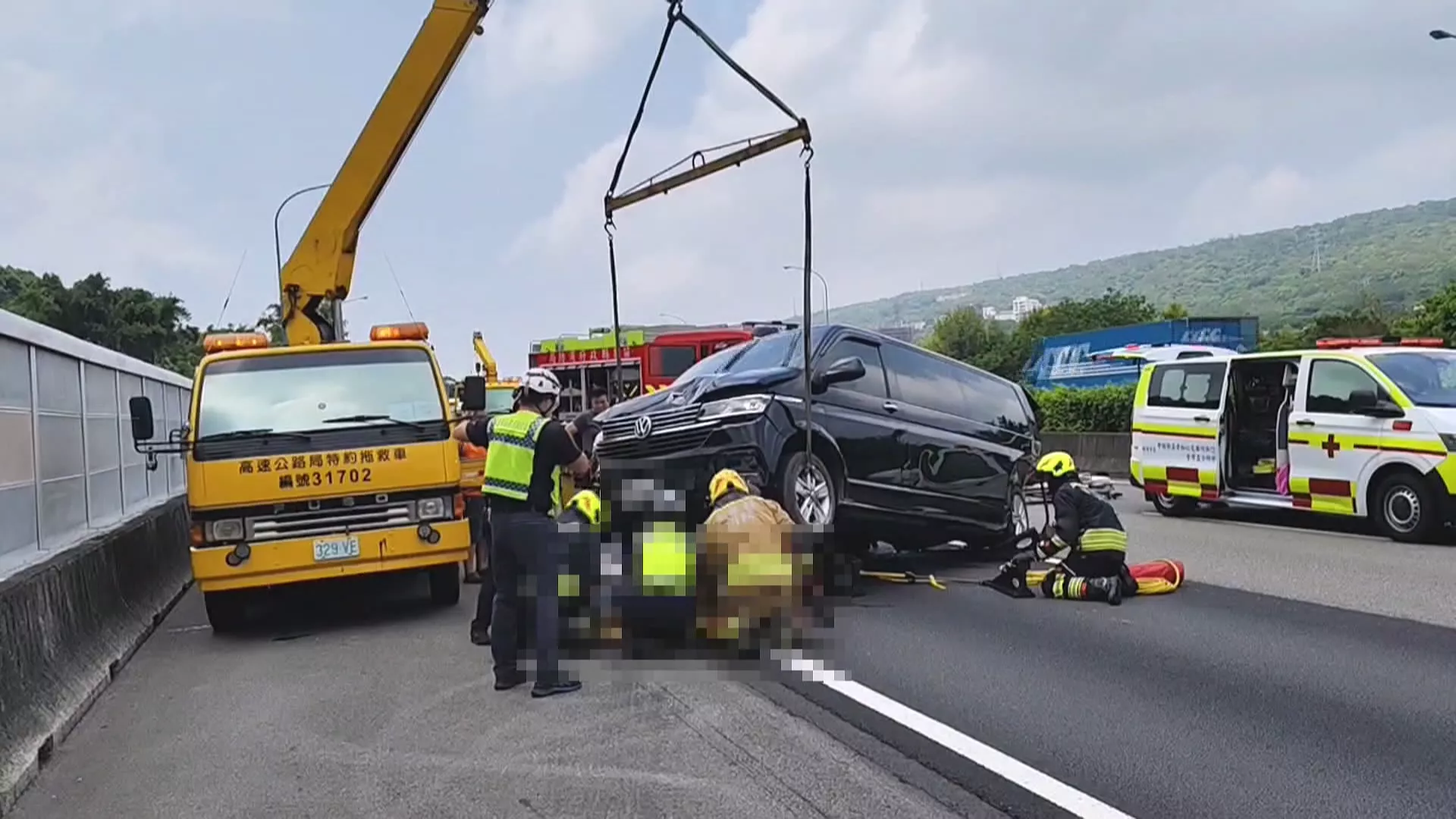 國道二度追撞車禍致3死 疑輔助駕駛釀禍全案仍待釐清