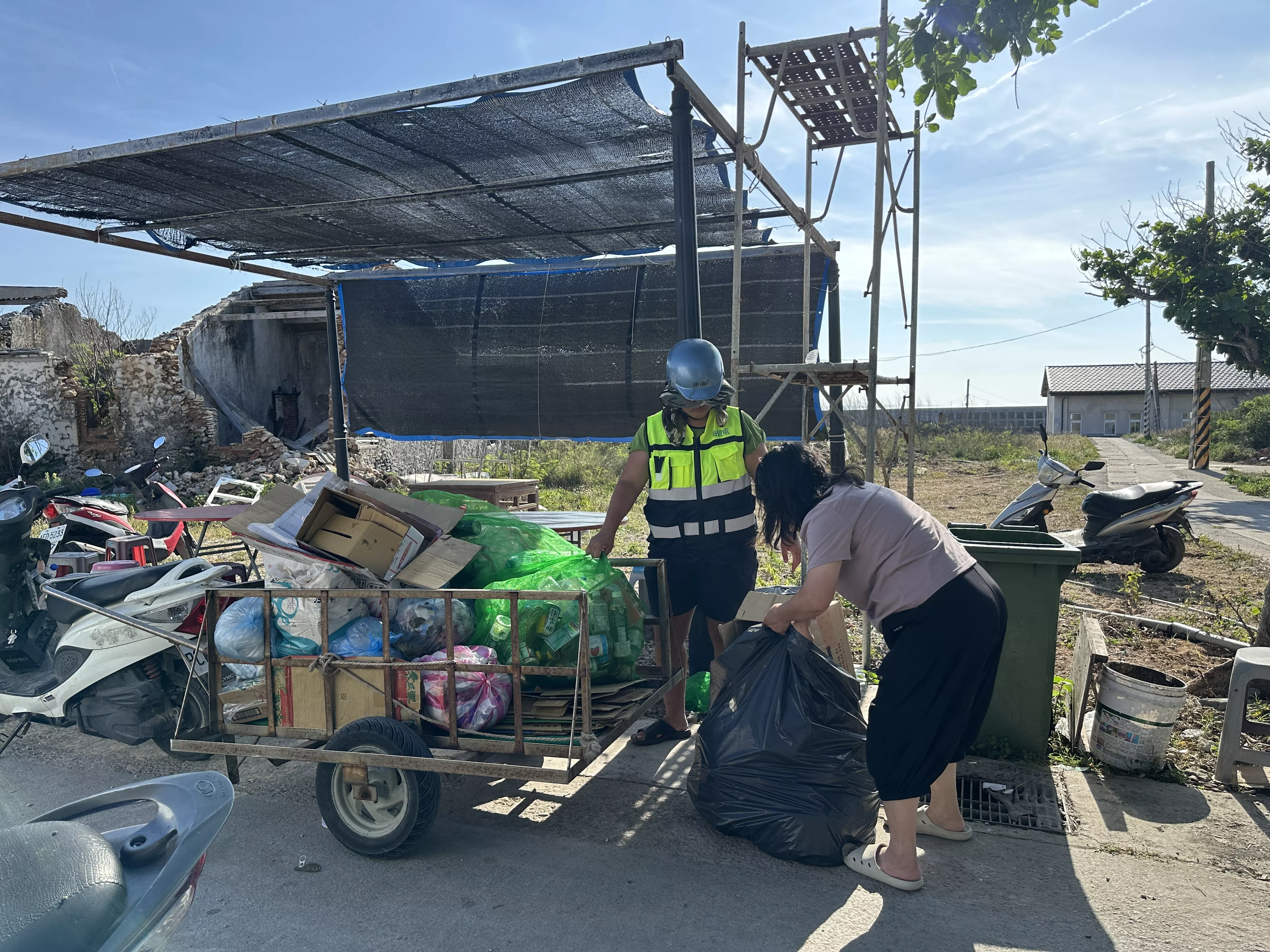 澎湖南方四島行動垃圾車。（圖／內政部國家公園署）