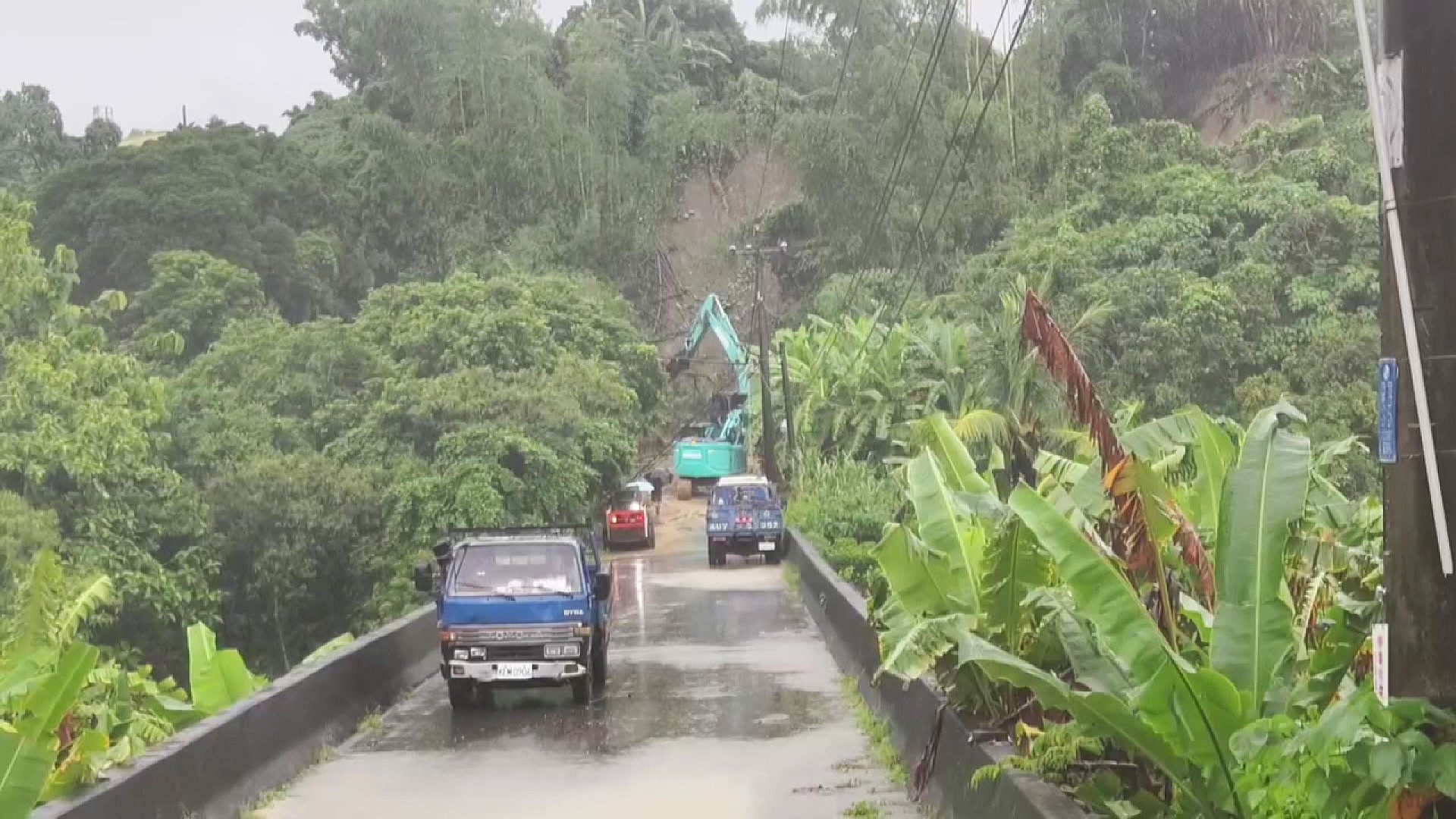高雄3日雨量累積破900毫米 田寮道路坍方約30居民受困