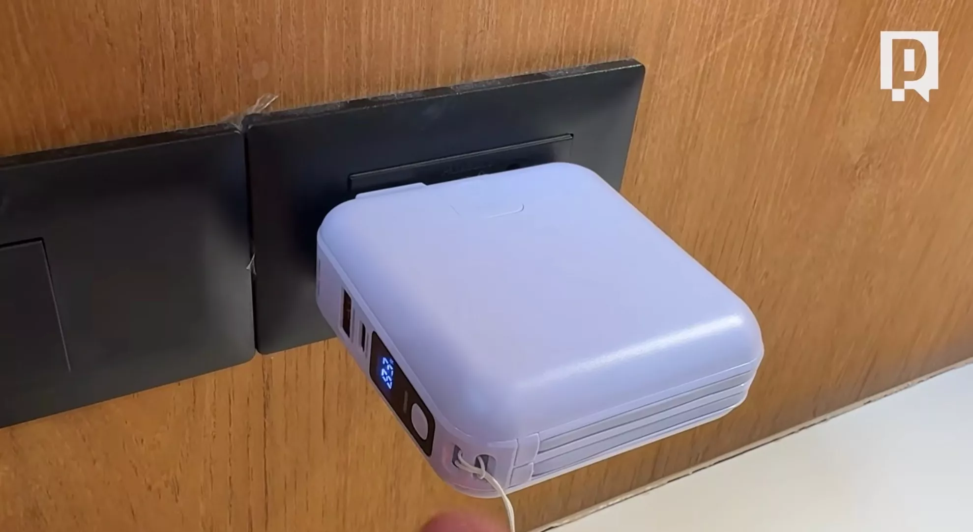 自帶插頭款行動電源不安全