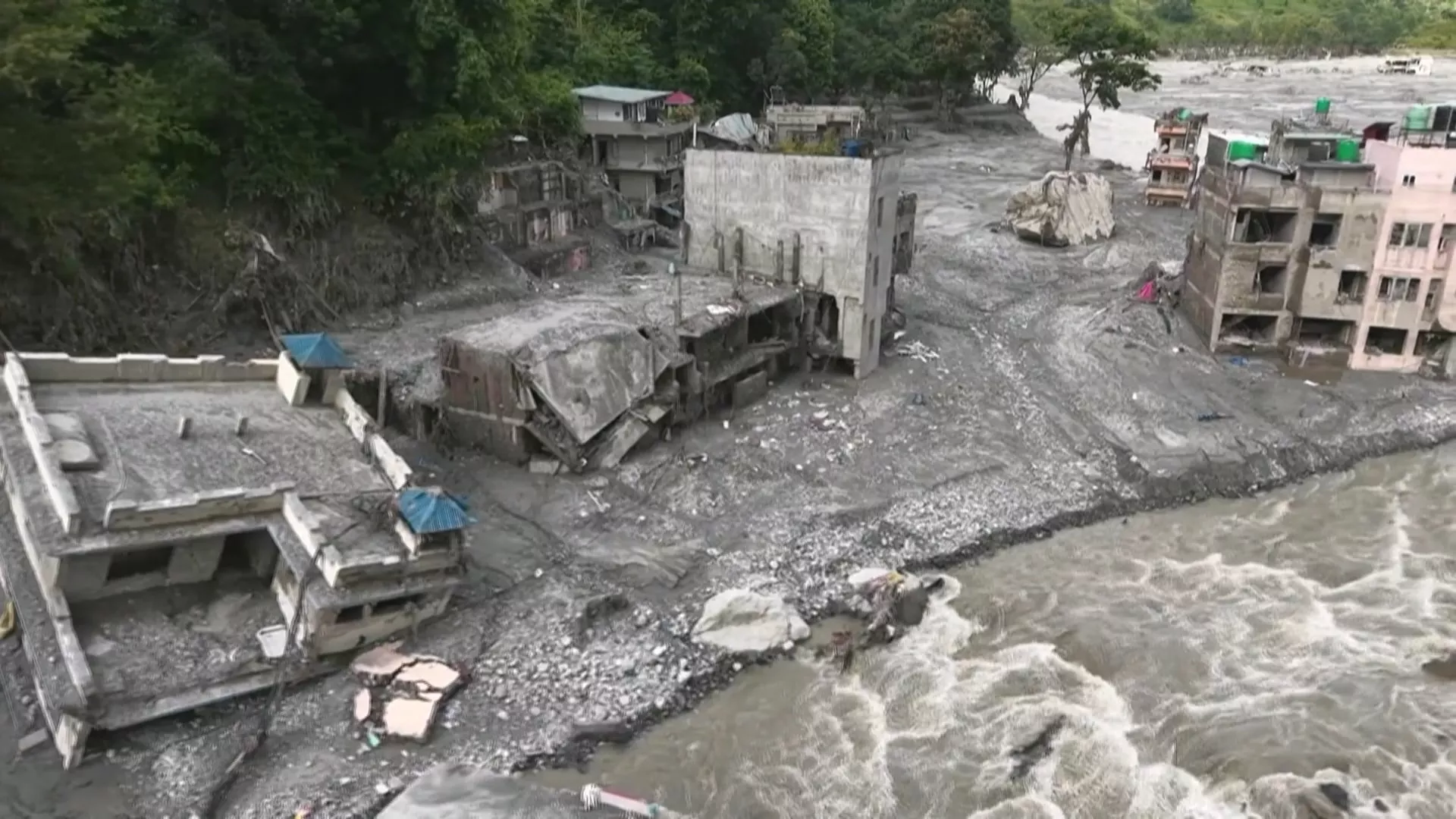 尼泊爾山洪已釀750死 仍有近3000人失蹤