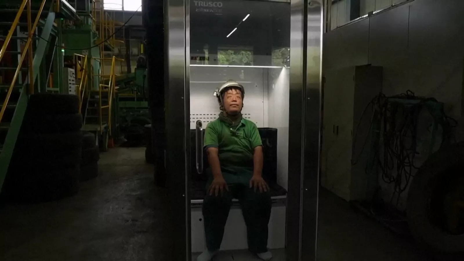 日本夏季高溫上看40℃ 茨城輪胎廠為員工設「降溫箱」