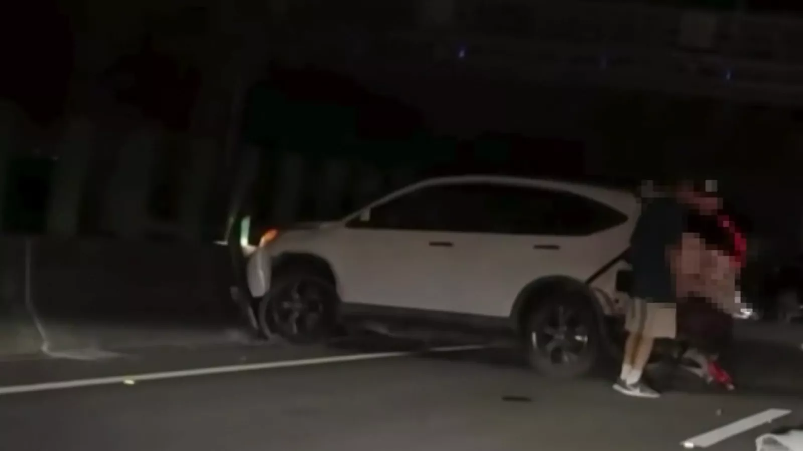 國3竹南段休旅車後滑進外車道 釀3車追撞4人輕傷