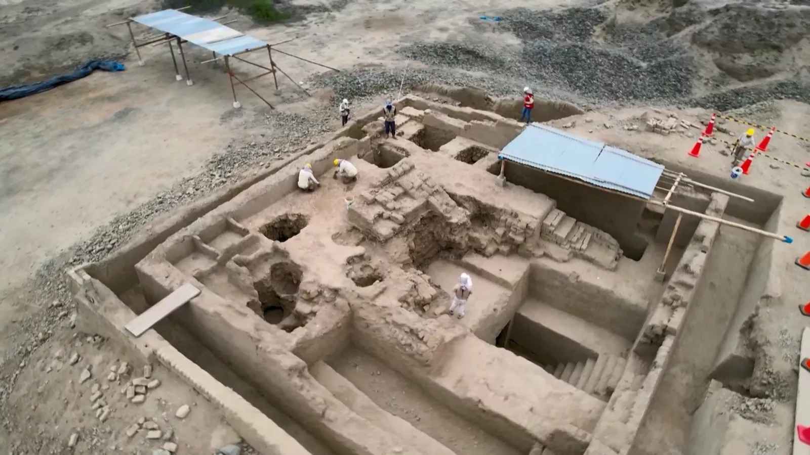 祕魯發掘600年古墓遺址 38具遺骸中包含奇穆王國貴族