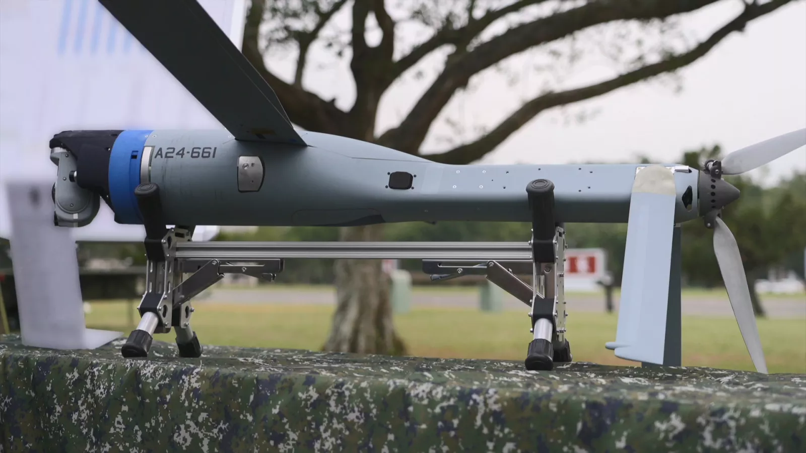 陸軍採購無人機疑未含充電器 立委批「過程不夠仔細」