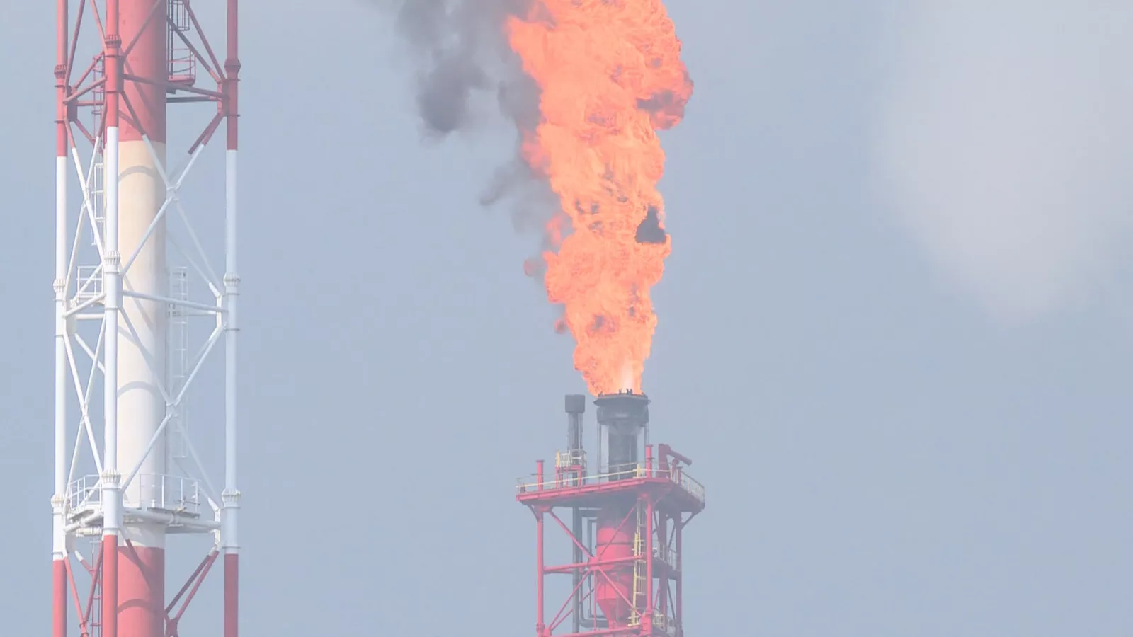 距2035年減碳38±2%仍有距離 環境部擬推總量管制增減碳力道