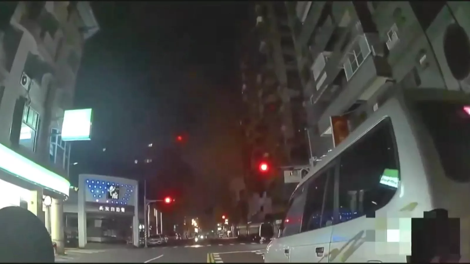 未繫安全遭員警攔查 失聯移工毒駕拒檢逃逸撞車