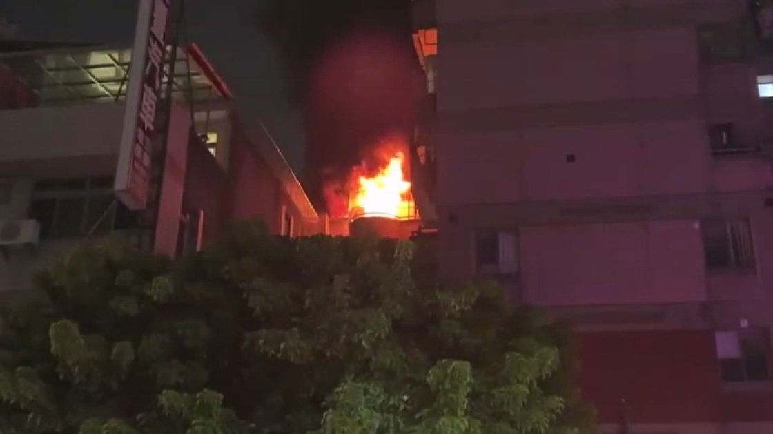 台中東區社區大樓火警 住戶疑與家人爭執後縱火