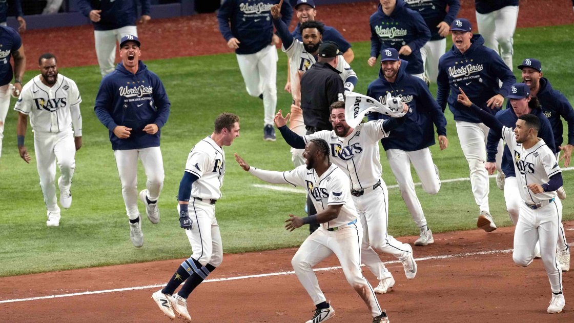 光芒12局下再見安打逆轉釀酒人 成功續命MLB世界大賽第5戰