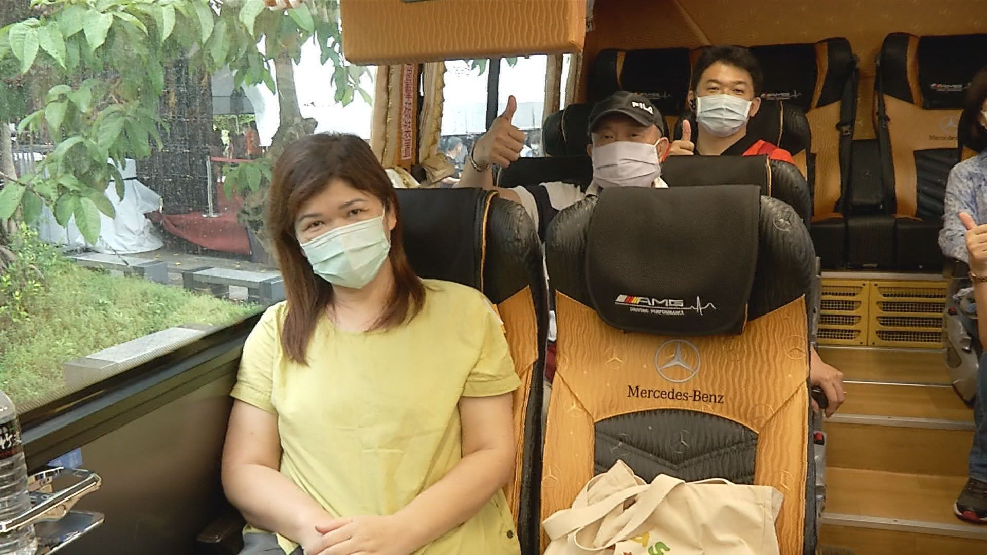 Booster Requirement for Domestic Travel Canceled 國旅團客未打滿3劑 48小時篩陰證明可出遊